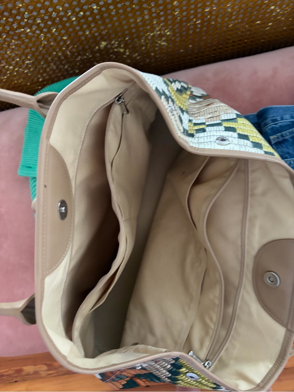 *RARE* Vintage Longchamp Woven Geometric Tote in Tan, Olive & Cream - Picture 4 of 8